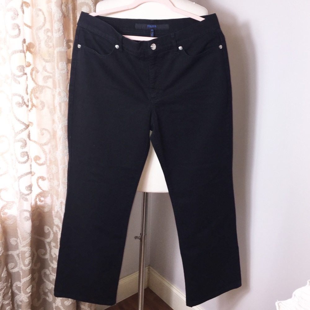 Escada Sport Black Straight Leg Cropped Jeans
